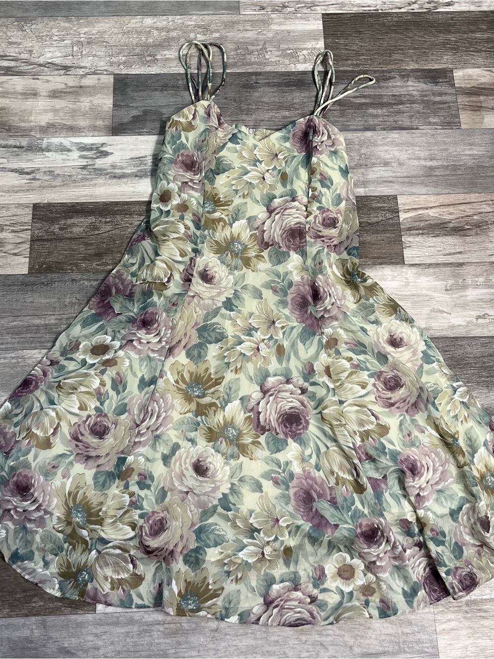 Positively Ellyn vintage floral sheer overlay sweetheart neckline dress